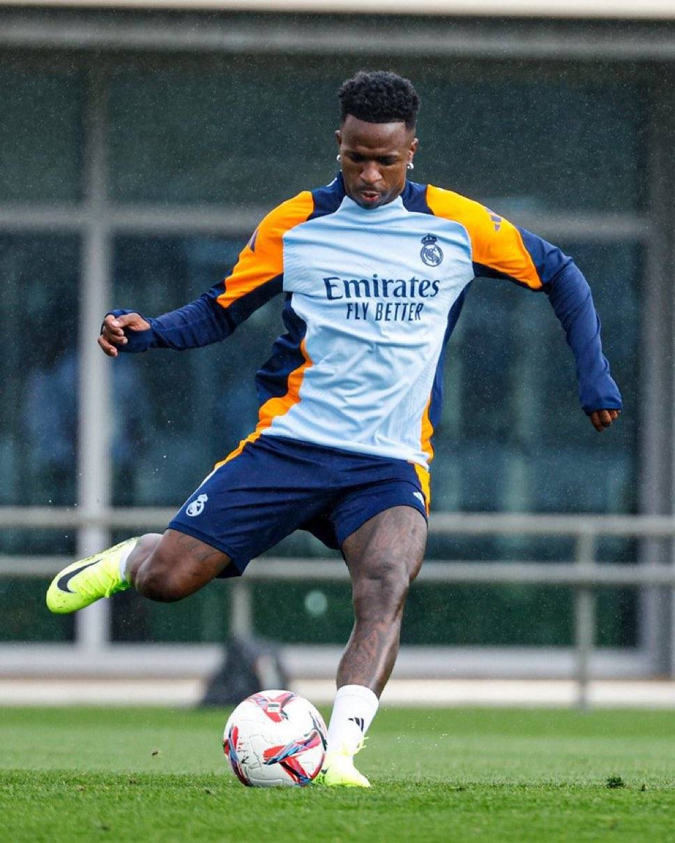 维尼修斯·儒尼奥尔(图2)