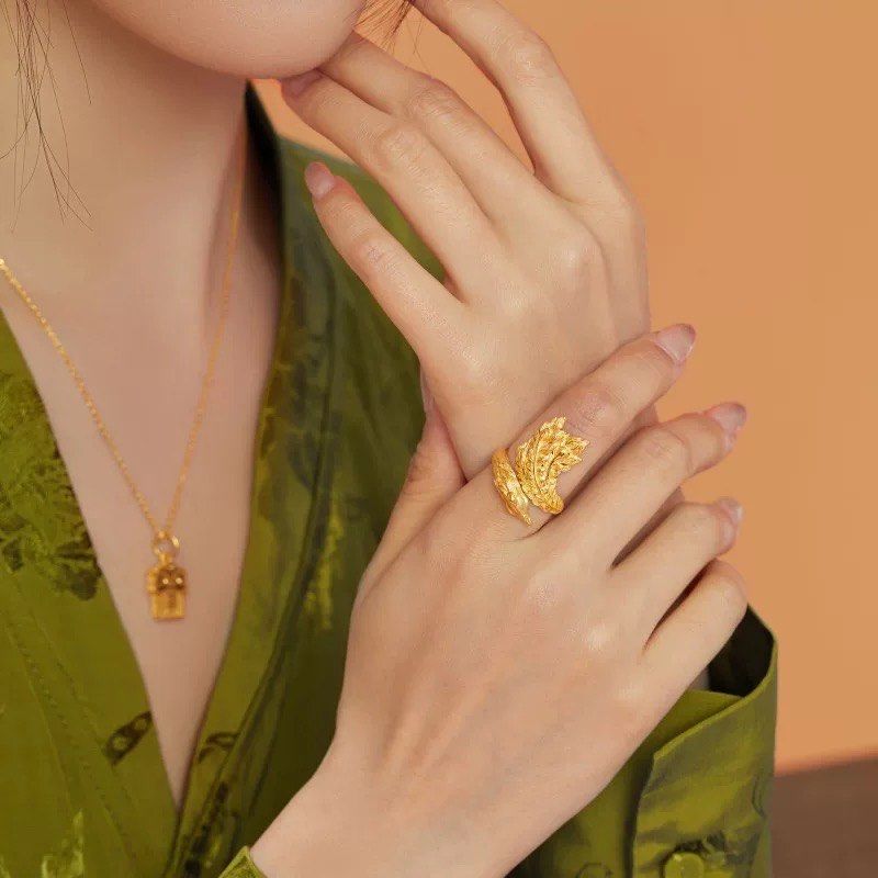 周生生珠宝(图2)