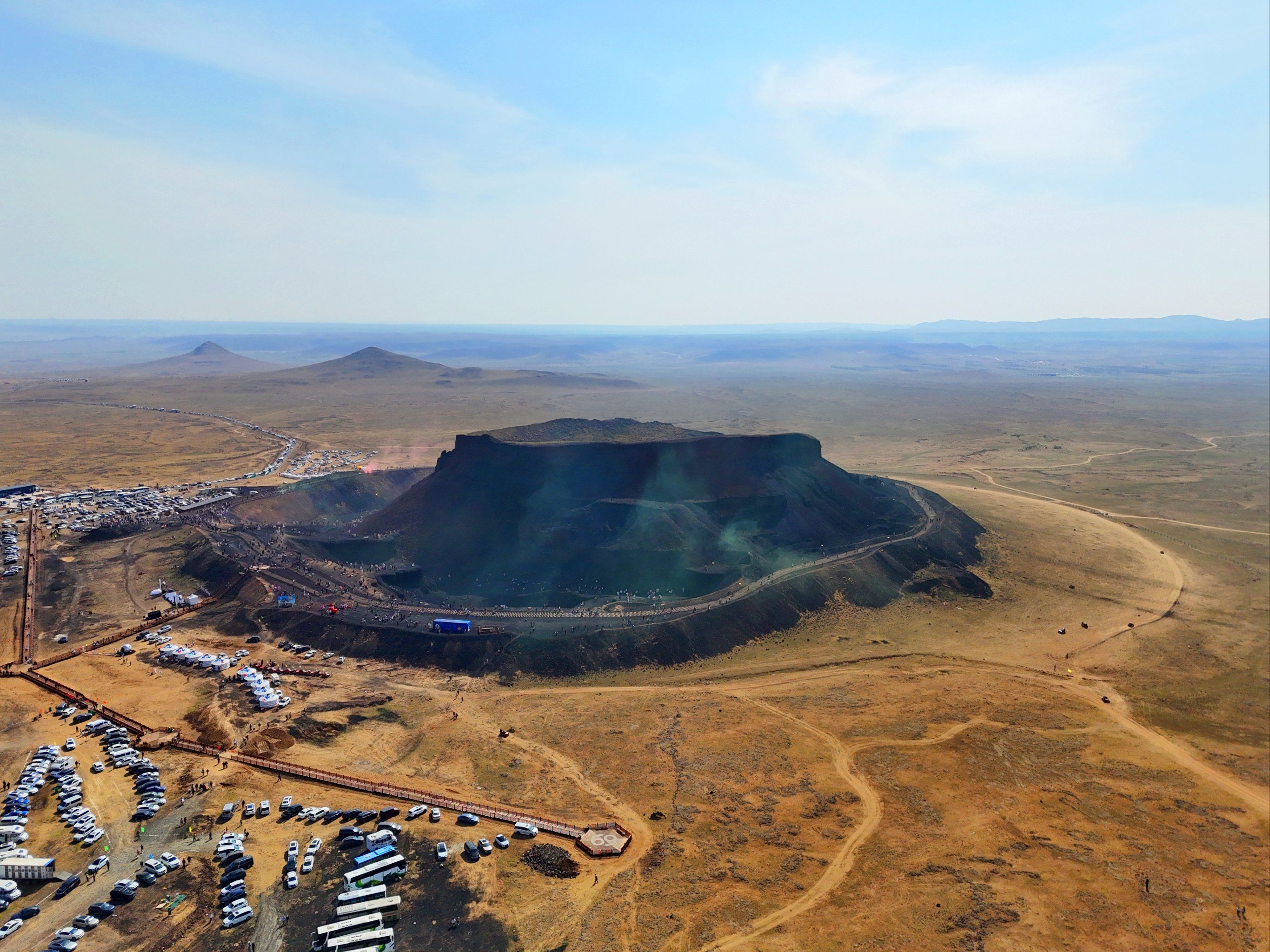 厄塔阿勒火山(图3)