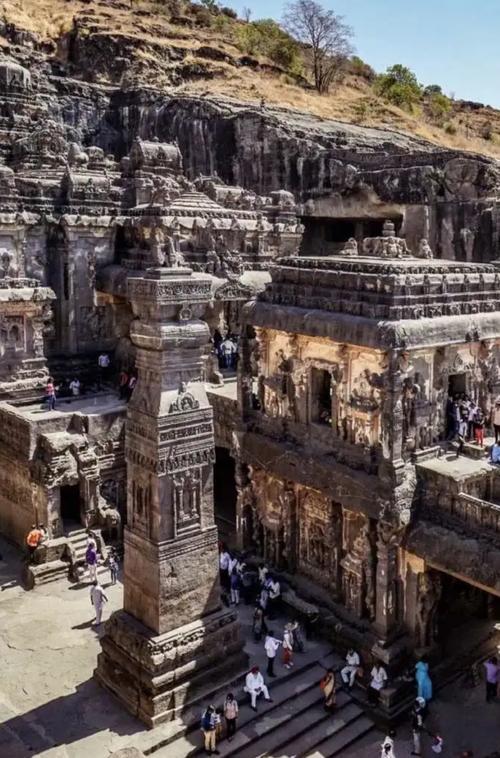 埃洛拉石窟(图6) 埃洛拉石窟(图6)