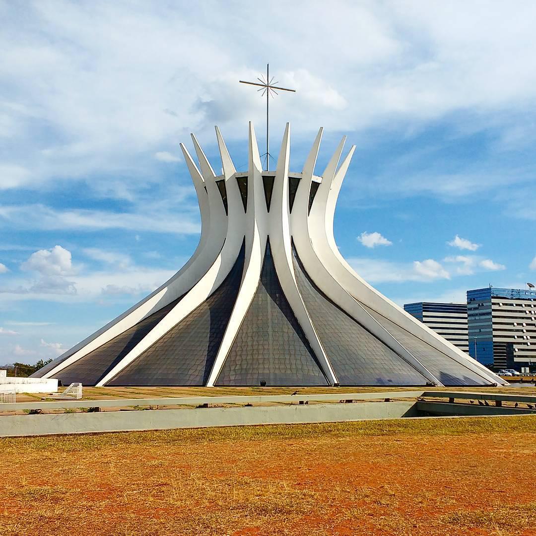 巴西利亚大教堂(图2)