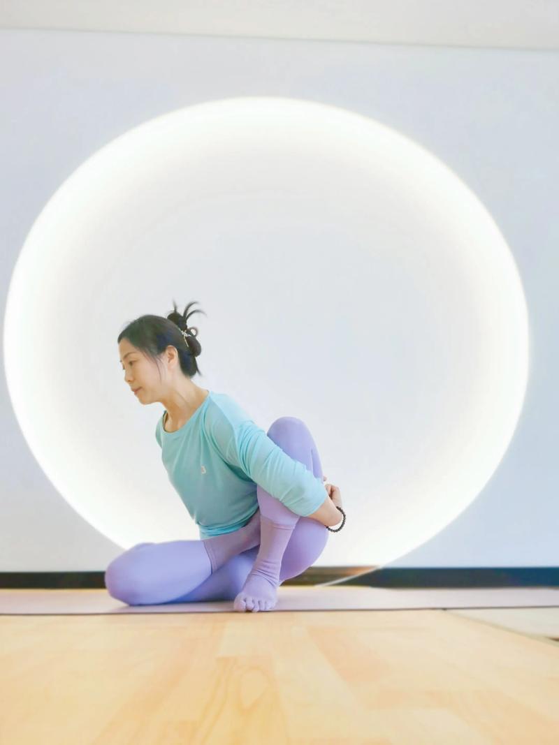 瑜伽养生(图5) 瑜伽养生(图5)